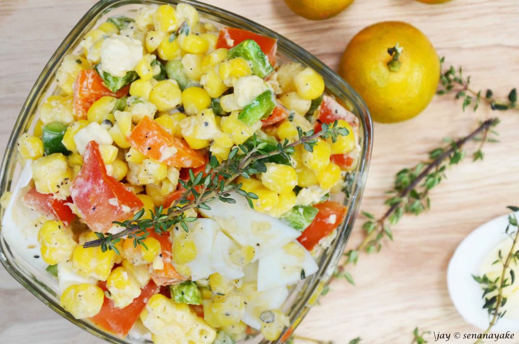 bowl-of-sweet-corn-and-egg-salad