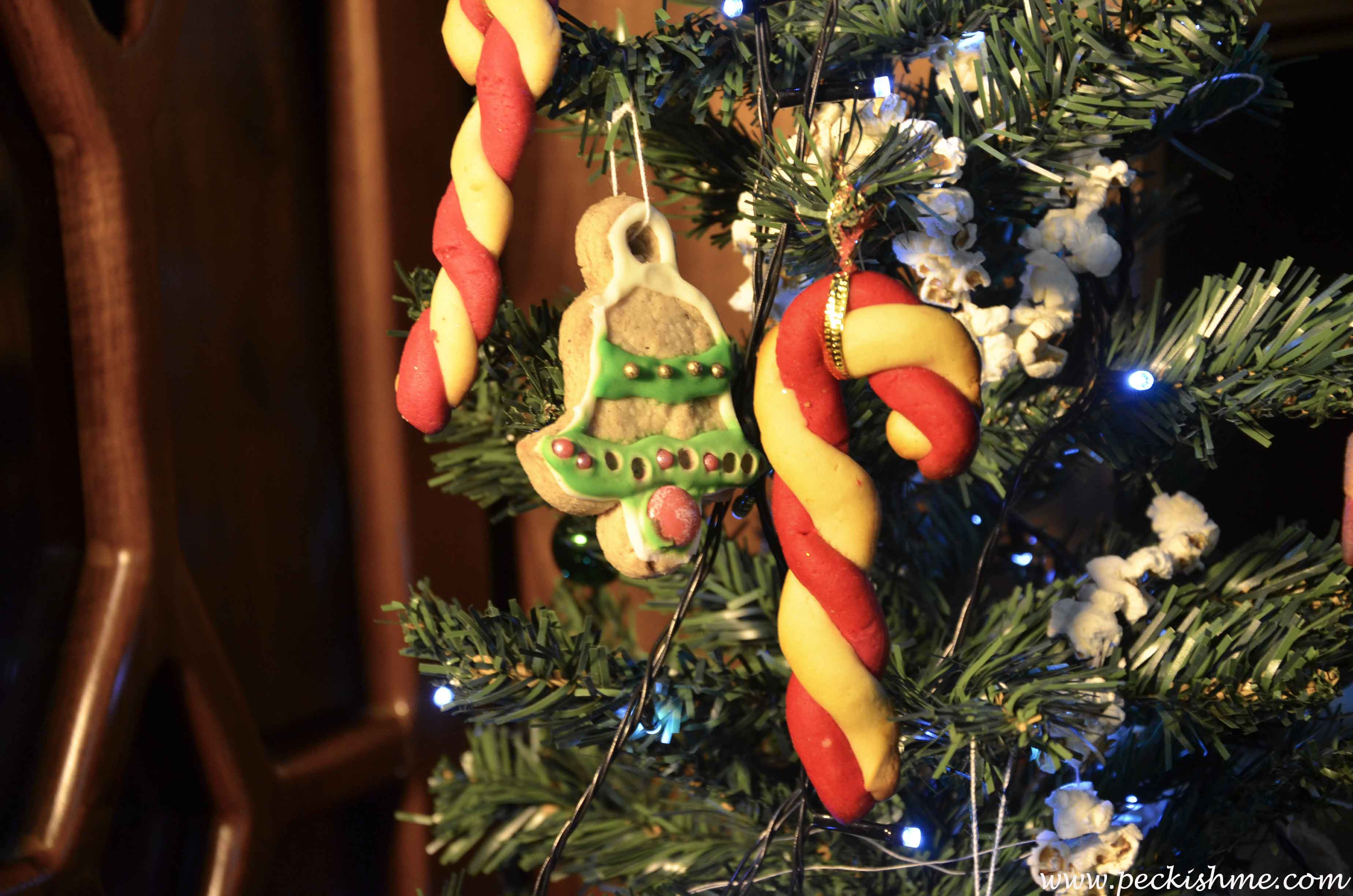 candycane-christmas-cookies-on-tree