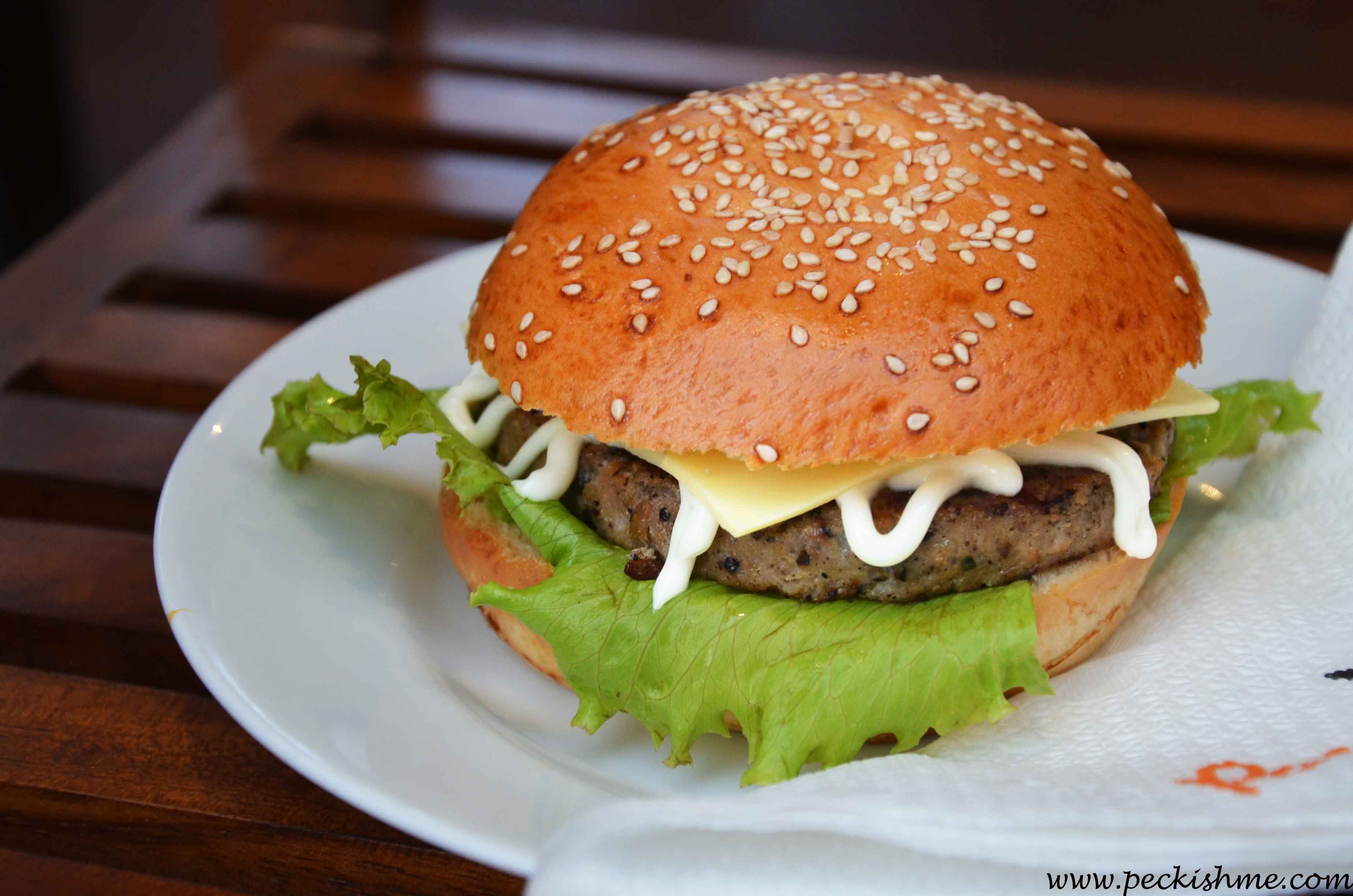 paan-paan-fish-burger