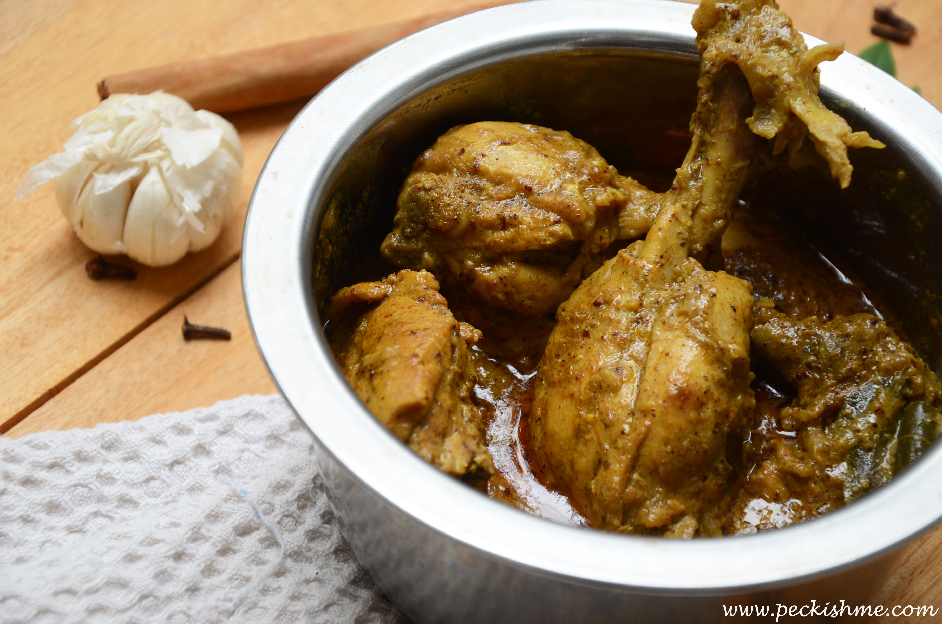 Sri Lankan chicken curry